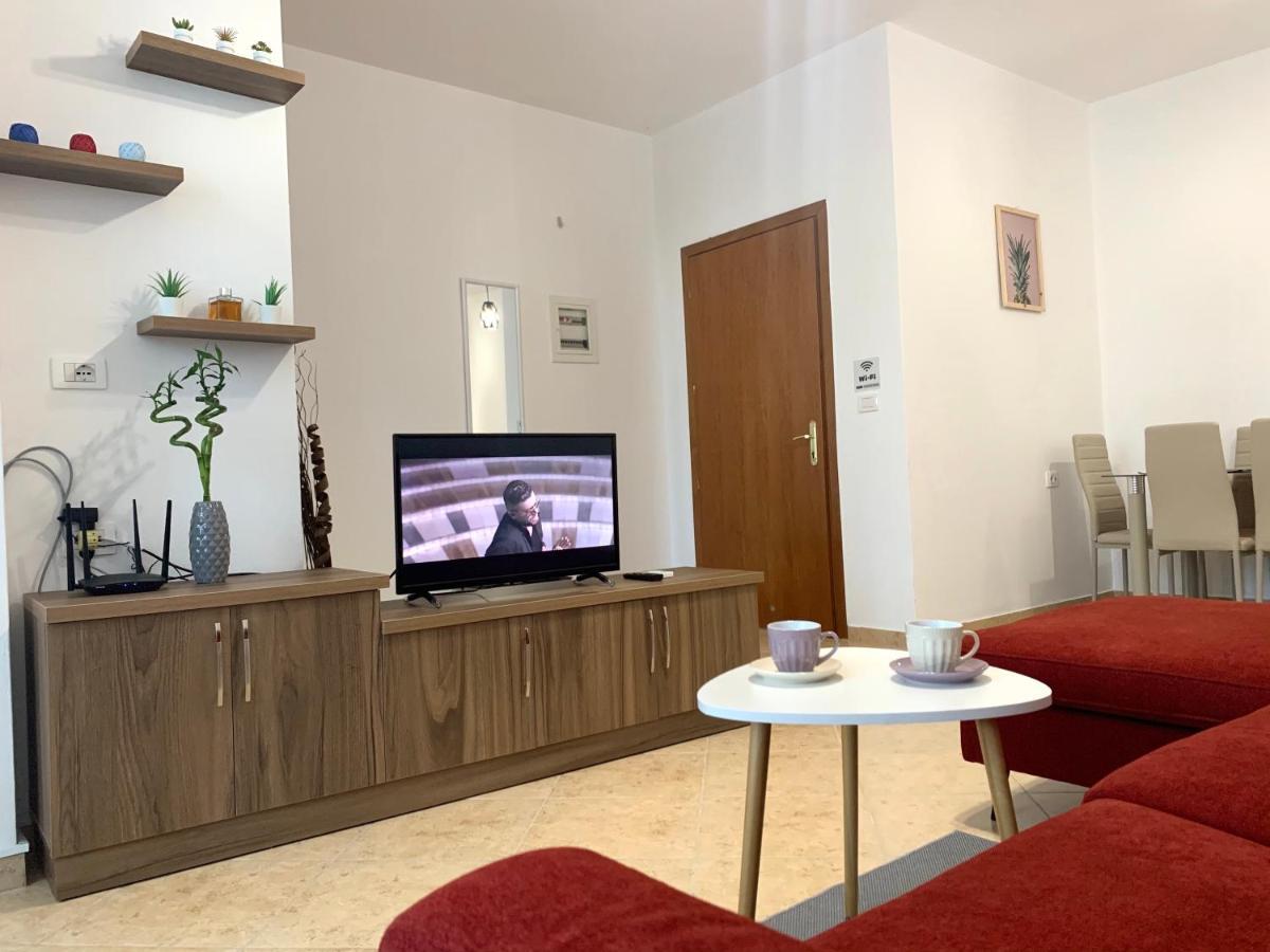 Sea La Vie Apartments Sarande Exterior photo
